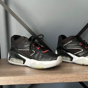 Lightly Worn Nike Air Jordan Air Basketball Shores